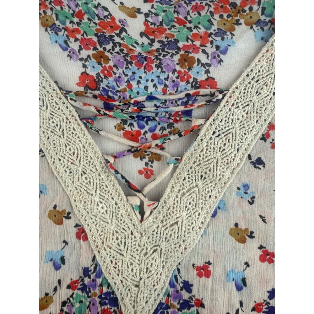 Democracy Floral Print Long Sleeve Tunic Top with Crochet Trim Medium - Picture 5 of 10